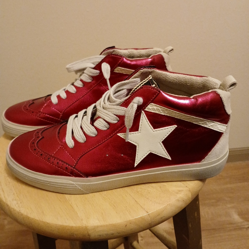 Shushop Women's Pink Sneakers Size 10